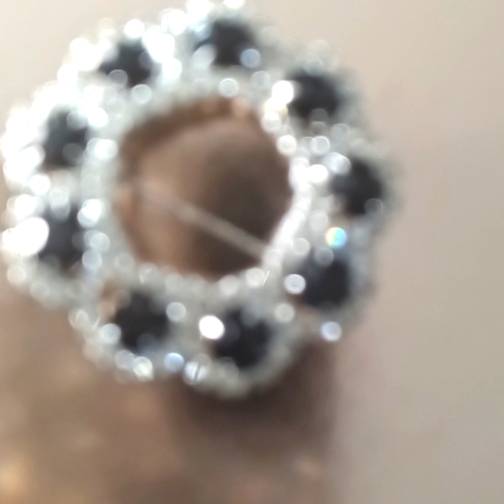 Eisenberg vintage rhinestones and black stones pin/brioche signed